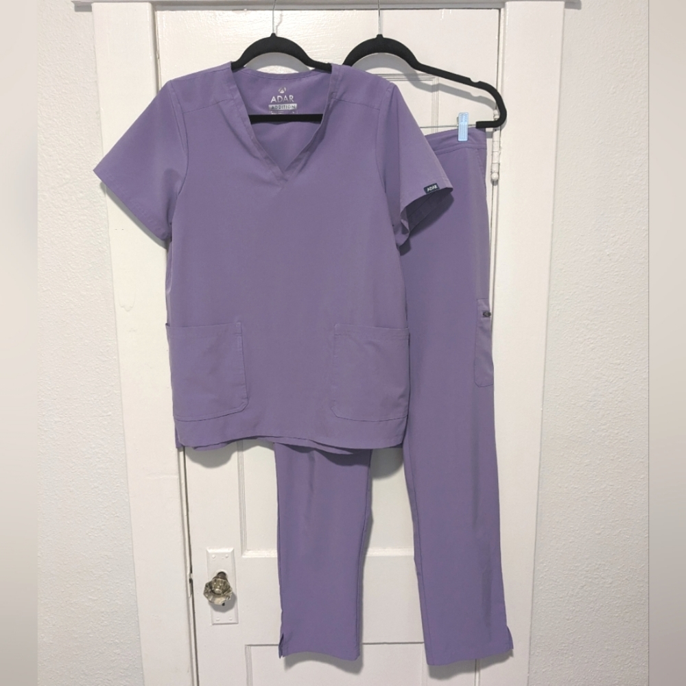 Lavender Adar Scrub Set